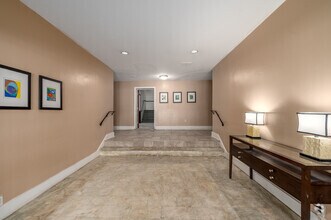 Lobby - Kemper