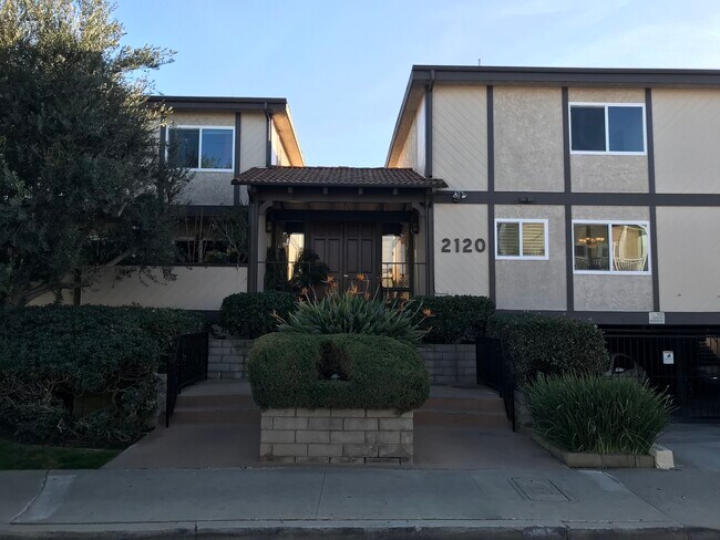 Building Front - Controlled Access Entry - 2120 Dufour Ave