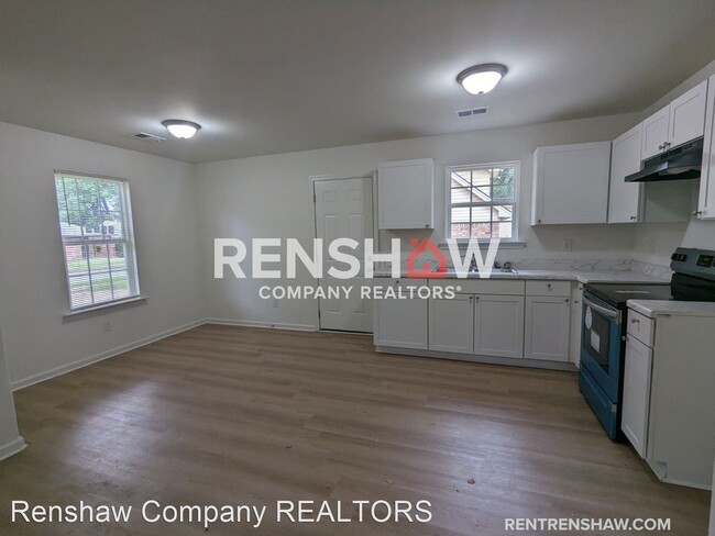 Building Photo - 4 br, 2 bath House - 3395 Starsdale St