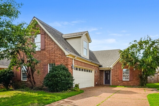 Building Photo - 4313 Genevieve Dr