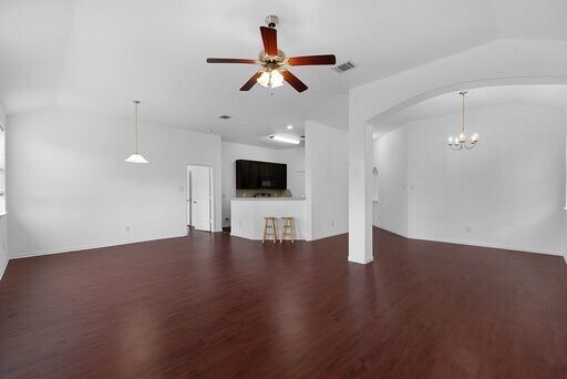 Building Photo - 2307 Shady Tree Ln