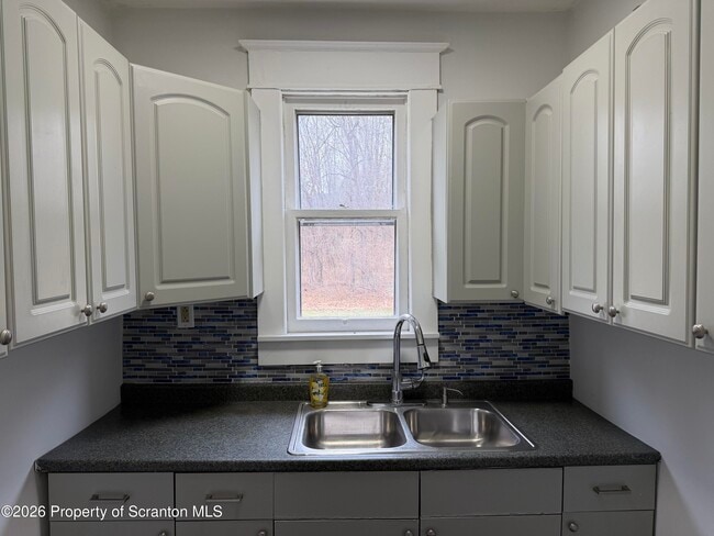 Building Photo - 1156 Murray St