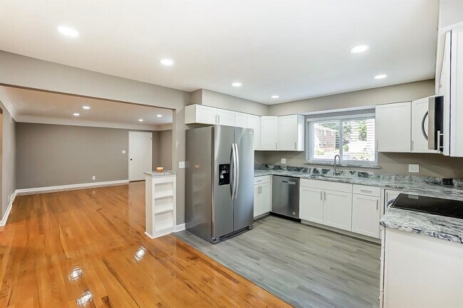 Foto del edificio - 4936 Kelsch Ln