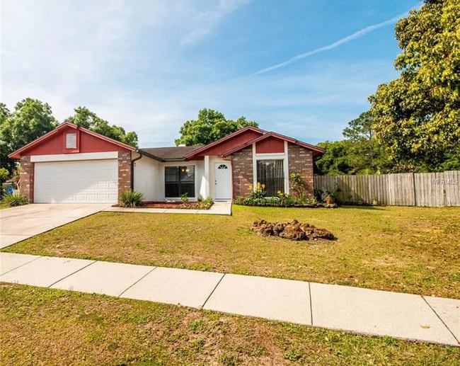 Building Photo - 737 Stillview Cir