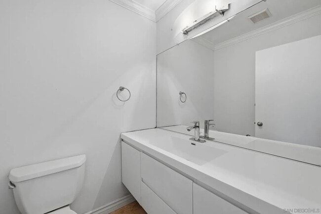 Building Photo - 3511 Milford Pl