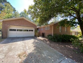 Building Photo - 3217 Ragsdale Dr