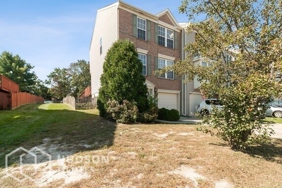 Foto del edificio - 14 Players Ln