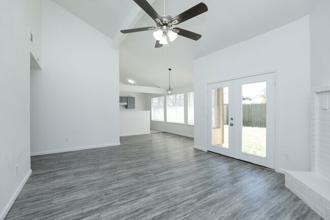 Foto del edificio - 19319 Cypress River Dr