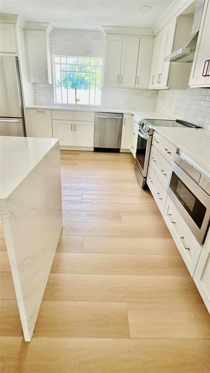 Foto del edificio - 1801 Beach Dr NE