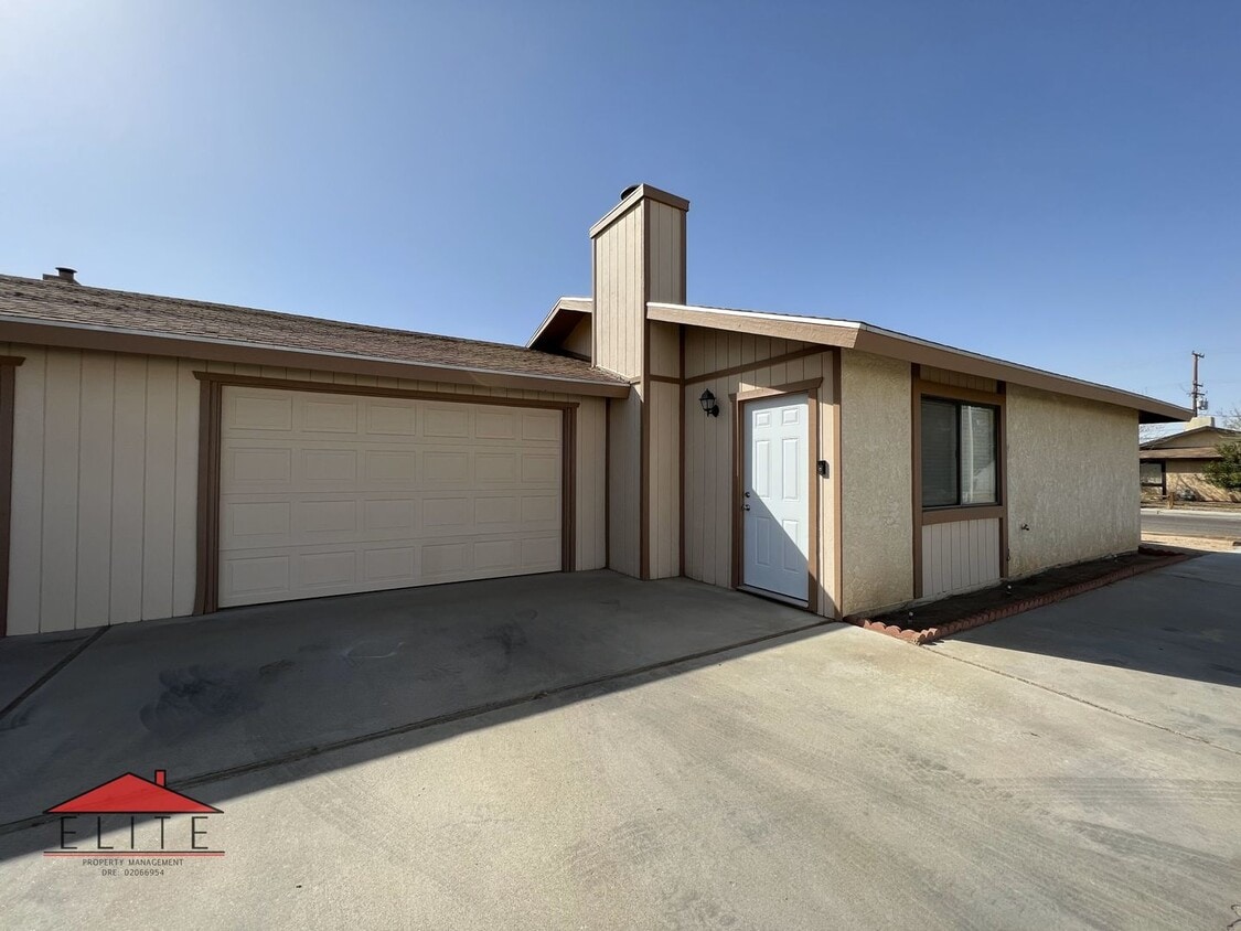 913 W Atkins Ave Unit A, Ridgecrest, CA 93555 Room for Rent in