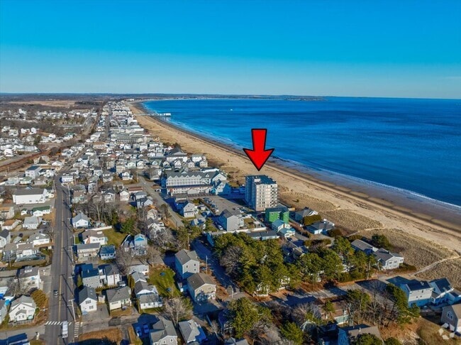 Building Photo - 1 Seacliff Ave
