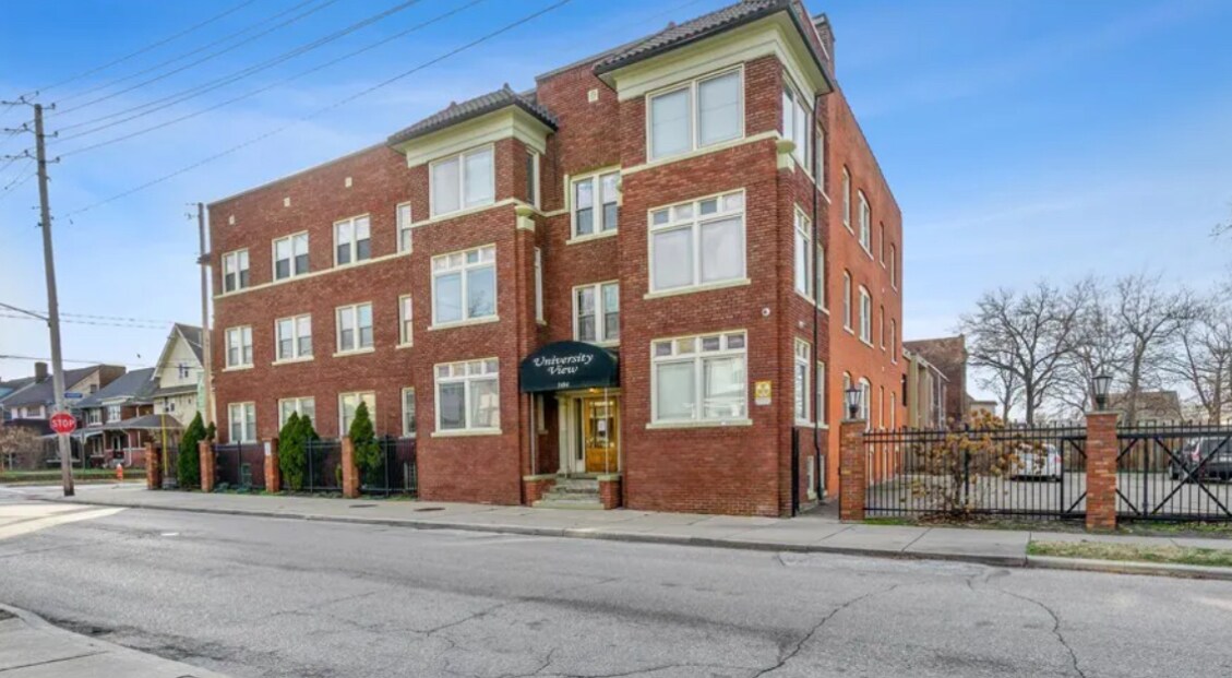 Foto principal - 11433 Ashbury Ave