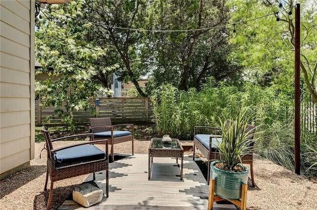 Building Photo - 2001 Faro Dr