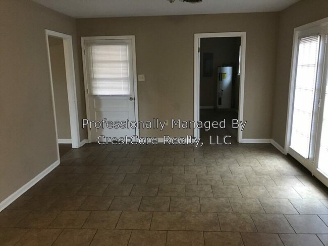 Building Photo - 167 McKee Rd