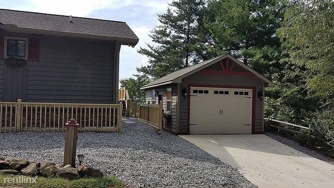Building Photo - 2 br, 2 bath House - 1304 Harris Ridge Road