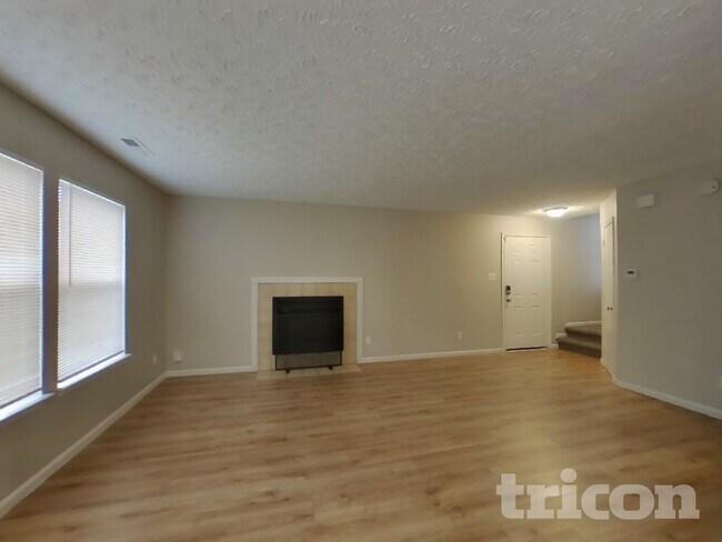 Building Photo - 6750 Pembridge Way