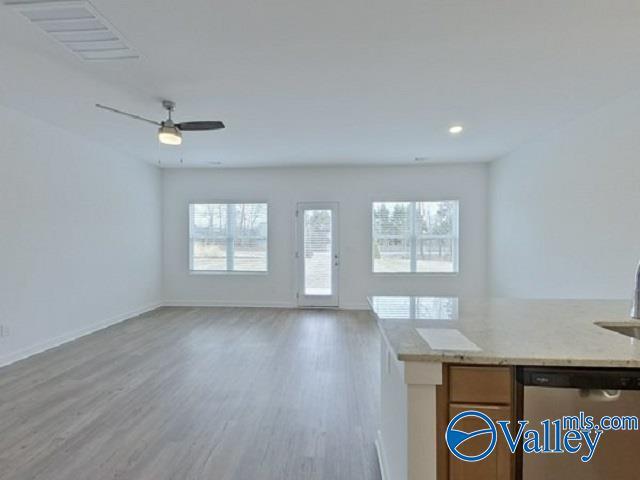 Foto del edificio - 6148 Taramore Ln NW