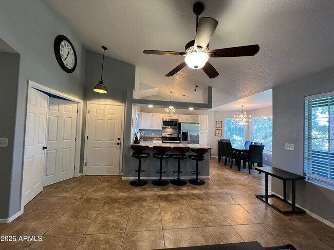 Foto del edificio - 255 S Kyrene Rd