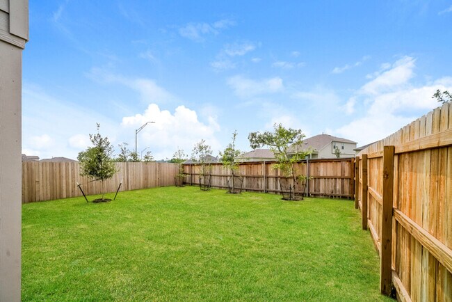 Foto del edificio - 5231 Blue Ranch