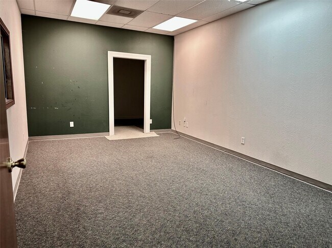 Foto del edificio - 104 N Pecan St