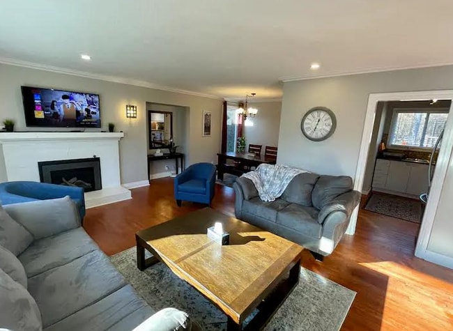 Building Photo - 11 Khymer Crt