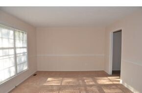 Building Photo - Two Story in the Established Englewood Sub...