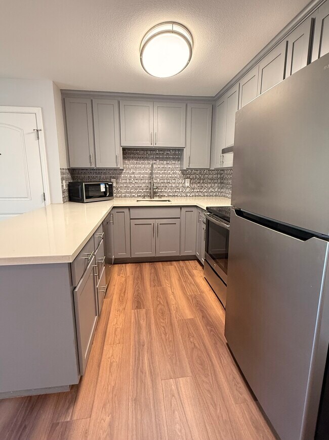 Foto del edificio - 755 14th Ave