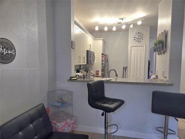 Foto del edificio - 2731 SE 17th Ave