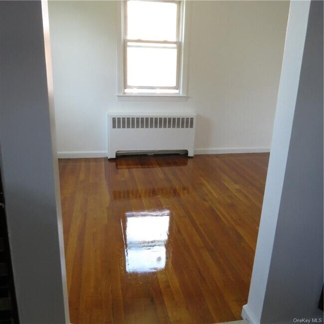 Foto del edificio - 573 Park Ave