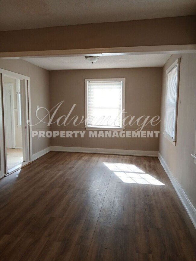Building Photo - Newly Renovated Home In Frayser