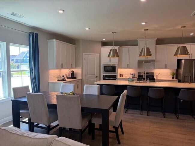 Foto del edificio - BRAND NEW CONSTRUCTION IN CANTERBROOK FARMS FOUNTAIN INN! 3 BED 2 BATH