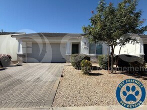 Building Photo - 624 E Vail Ln