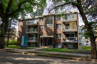 Building Photo - McCam 3 Apartments