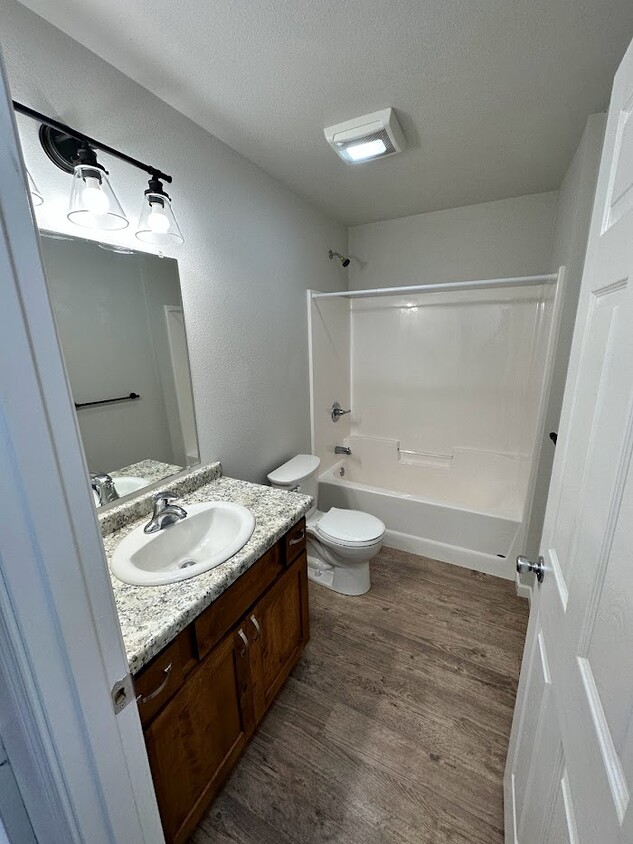 3730 Birchfield Ln SW Unit A, Bemidji, MN 56601 Room for Rent in