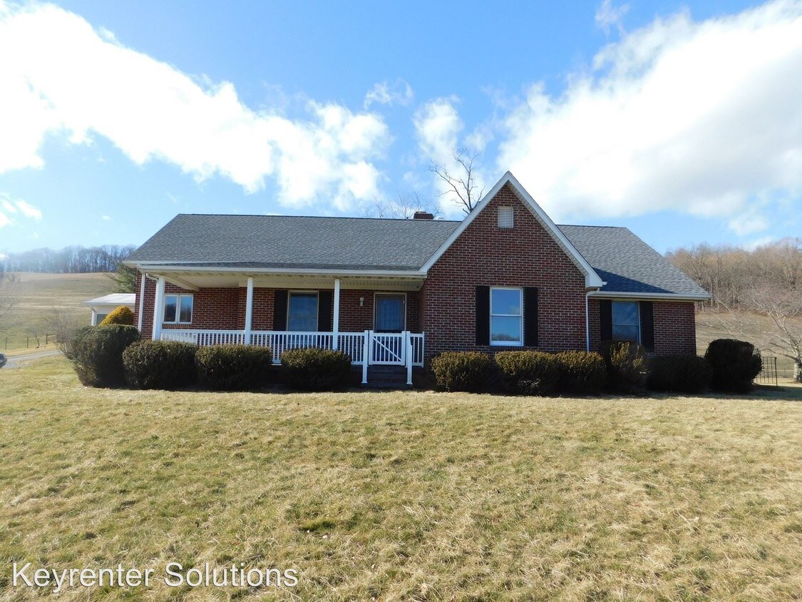 Primary Photo - 2 br, 2.5 bath House - 266 McKinley Road
