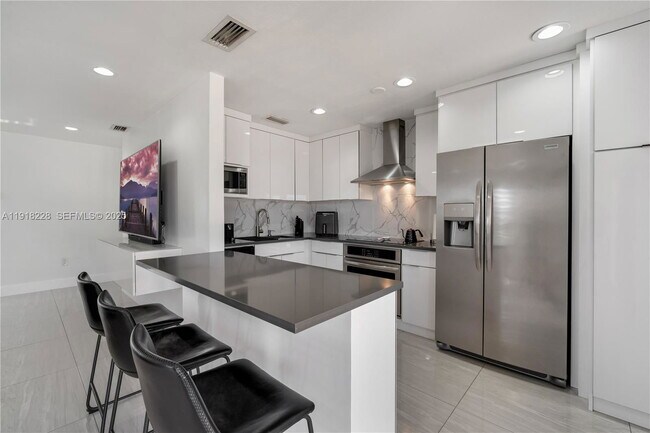 Foto del edificio - 9451 SW 6th Ln