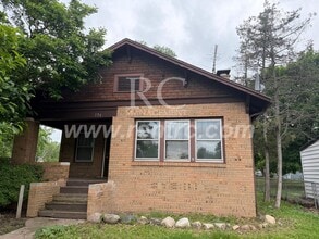 Building Photo - 136 S Griffin St