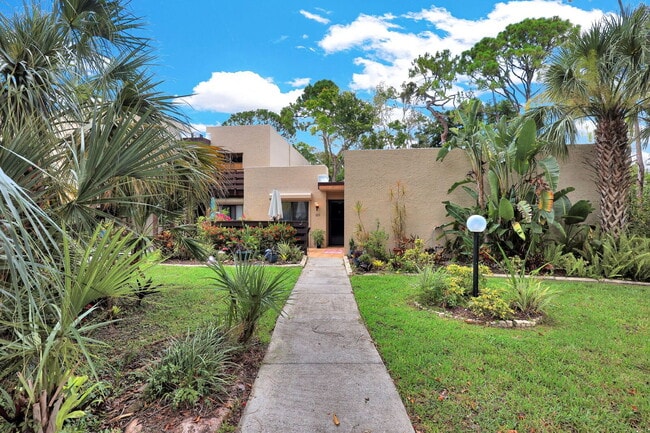 Furnished 3BR/2BA Condo in Pinebrook Lakes... - Furnished 3BR/2BA Condo in Pinebrook Lakes...