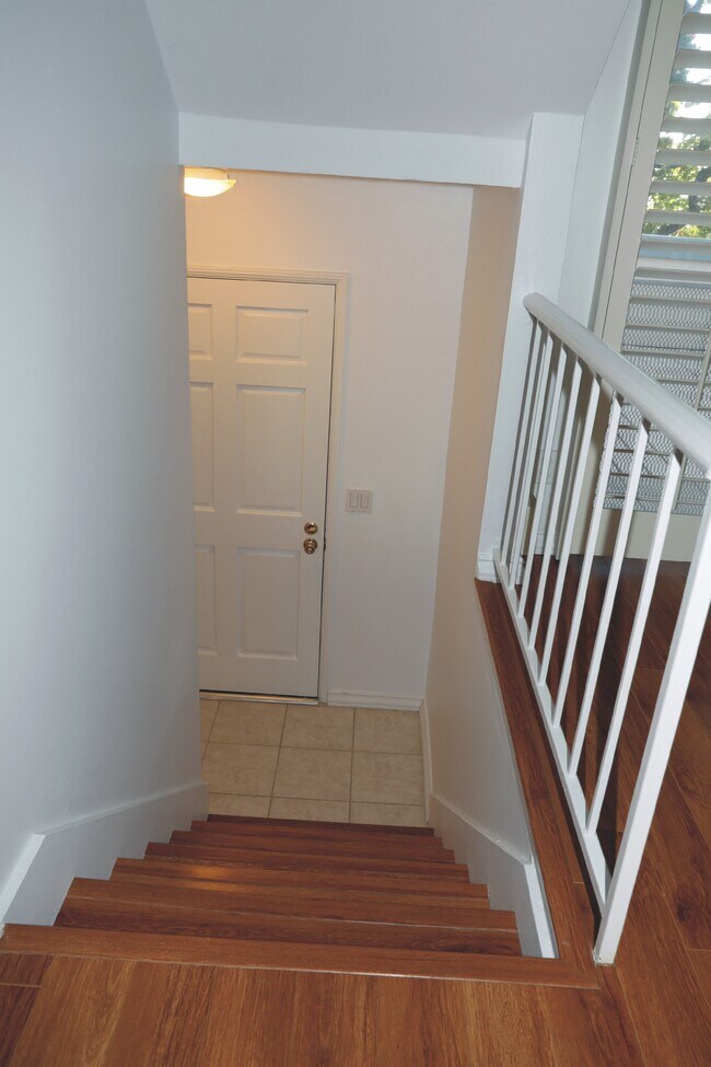 Foto del edificio - 9927 Independence Ave