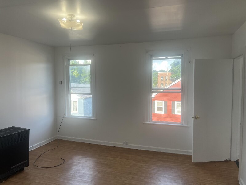 3038 6th Ave Unit 0, Troy, NY 12180 Room for Rent in Troy, NY