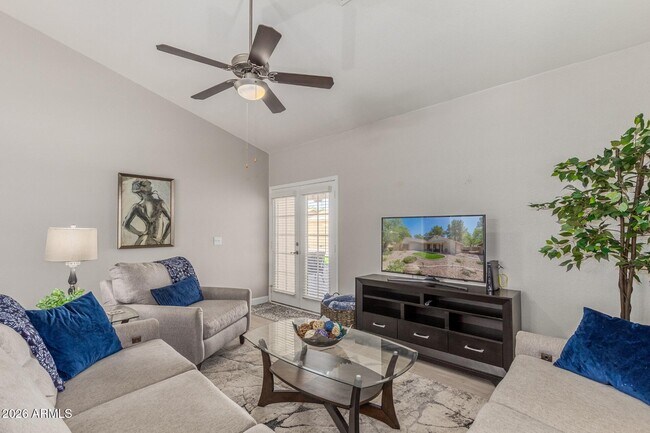 Foto del edificio - 868 E Page St