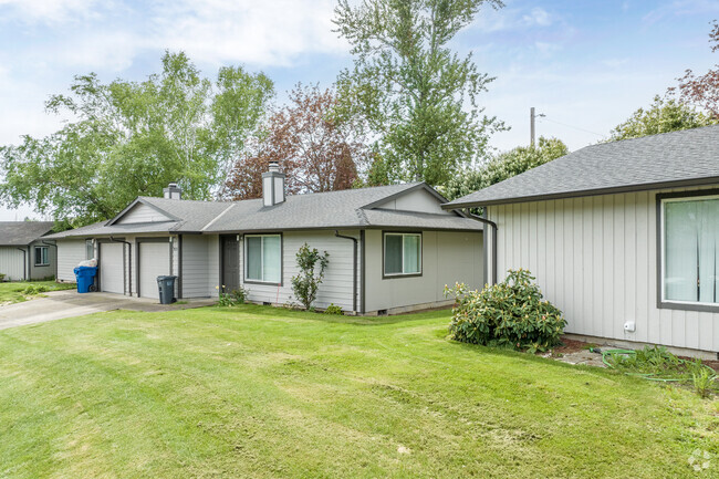 Exterior - The Stonecreek Duplexes