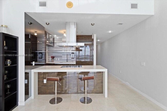 Building Photo - 1100 Biscayne Blvd