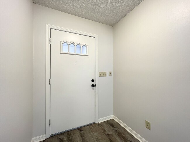 Building Photo - Beautiful 3 Bed/2 Bath home FOR RENT in Gr...