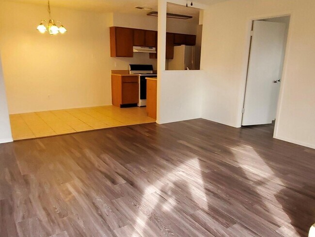 Foto del edificio - 1109 Hyridge St