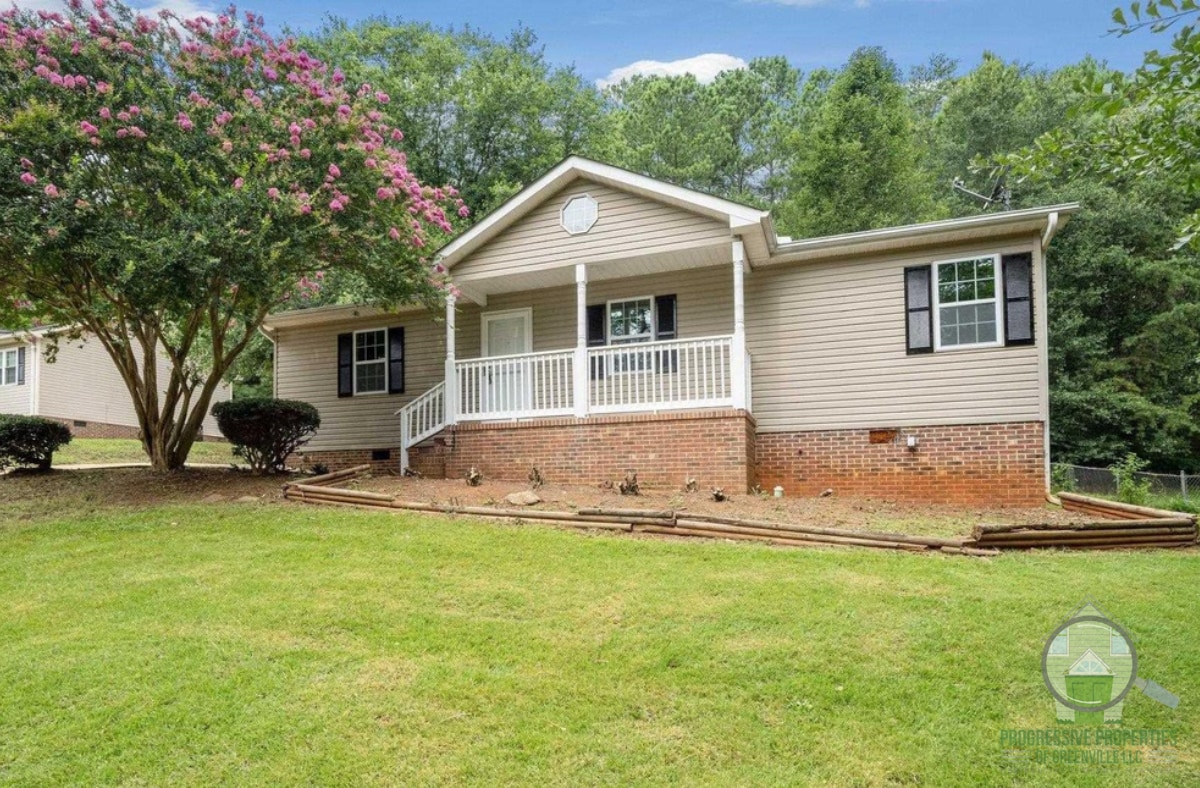 Photo - 1600 Winding Way (Taylors, SC)