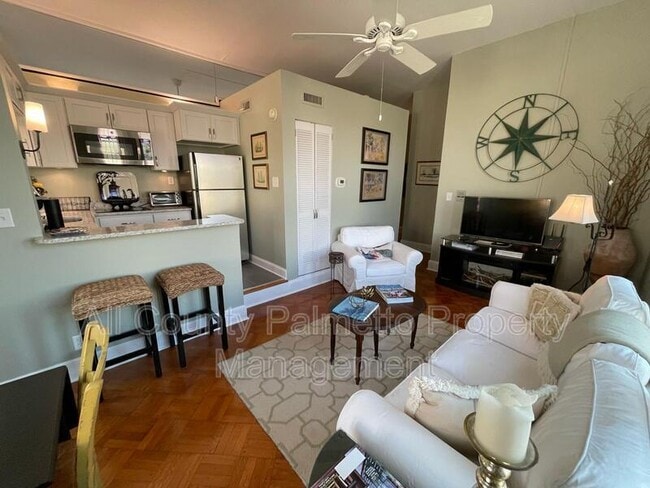 Photo - 309 Meeting St Apartment