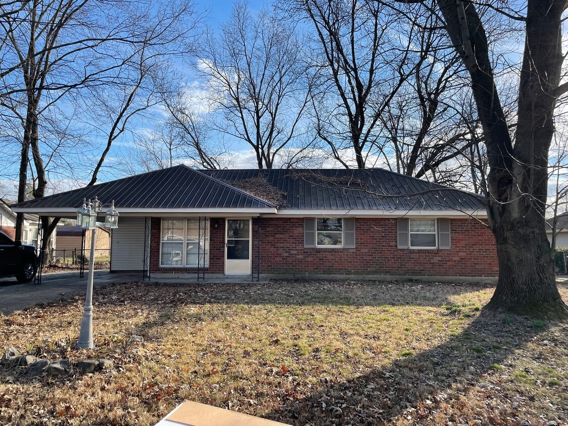 829 N Meadowbrook Ln, Wynne, AR 72396 House Rental in Wynne, AR