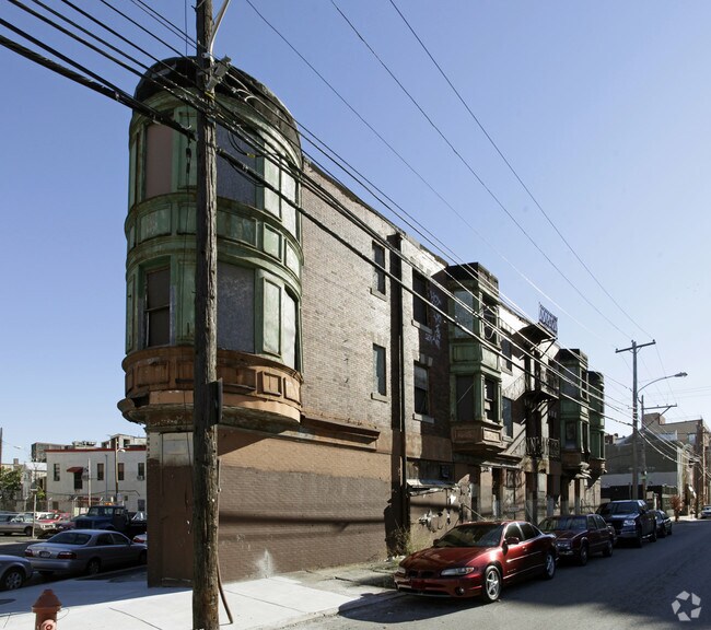 Foto del edificio - Ridge Pointe