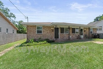 Building Photo - 2012 Wrightsboro Rd